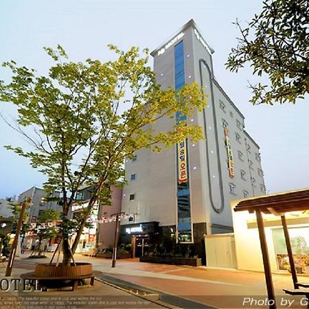Yeosu Mj Motel Bagian luar foto
